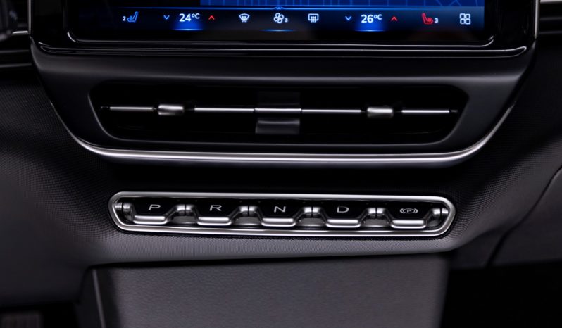 mercedes-c200-4matic-2019-img1-1127236f26543