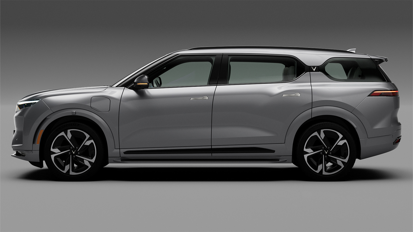 mercedes-c200-4matic-2019-img1-1127236f26543