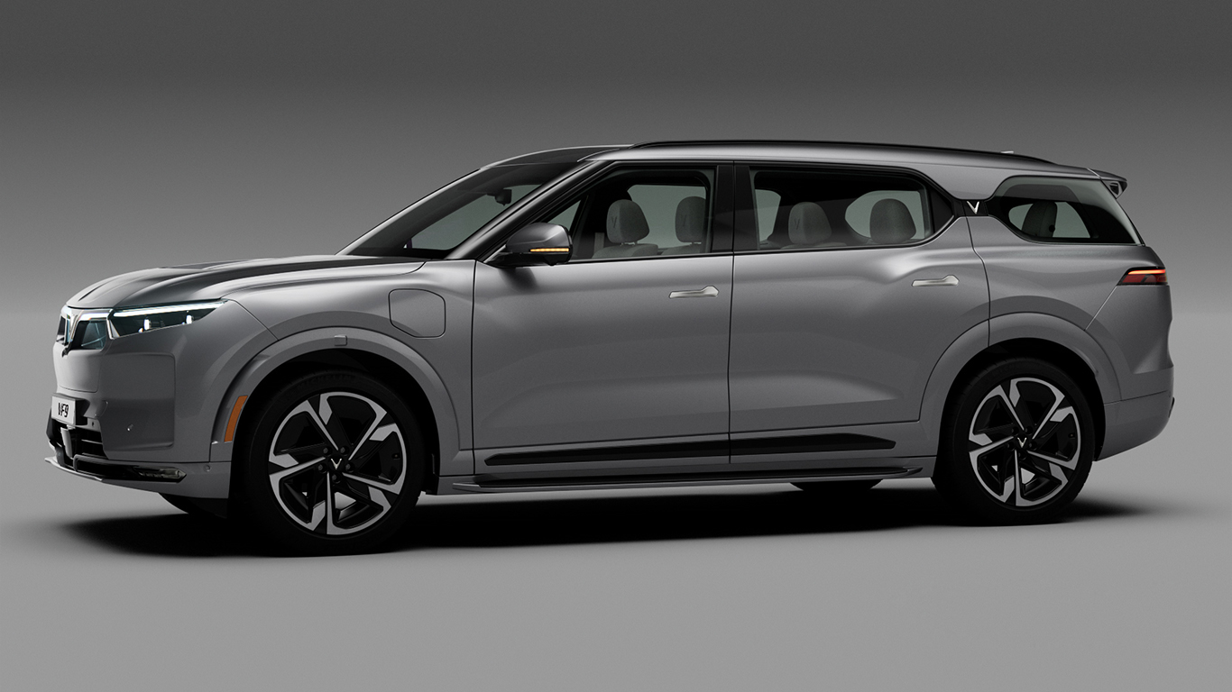 mercedes-c200-4matic-2019-img1-1127236f26543